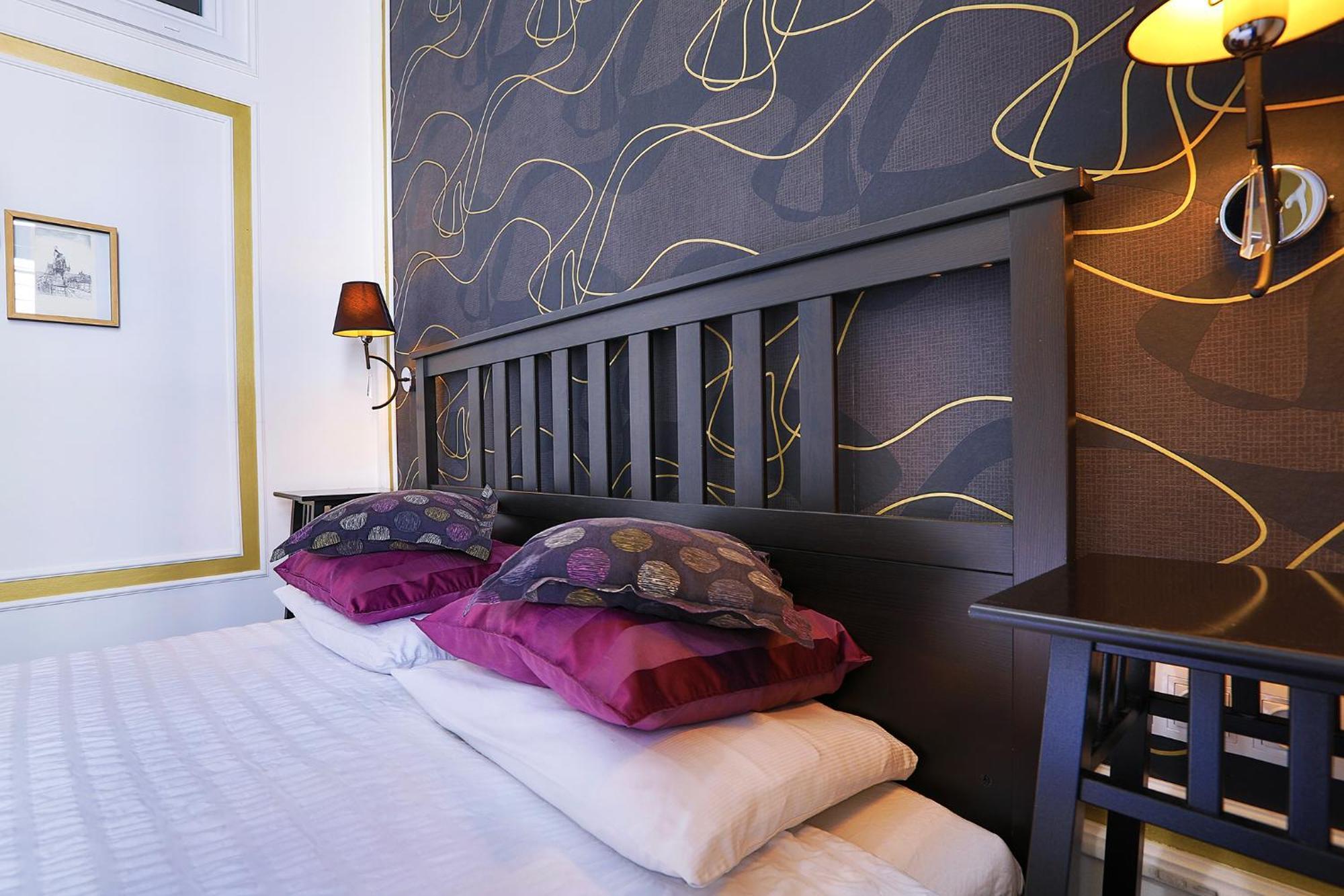 פראג Two-Bedroom Haven In The Old Town מראה חיצוני תמונה