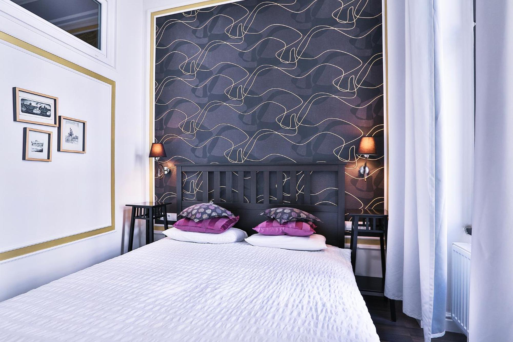 פראג Two-Bedroom Haven In The Old Town מראה חיצוני תמונה